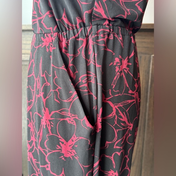 41 Hawthorn Dark Red and Black Floral Jumpsuit petite small - Picture 6 of 10